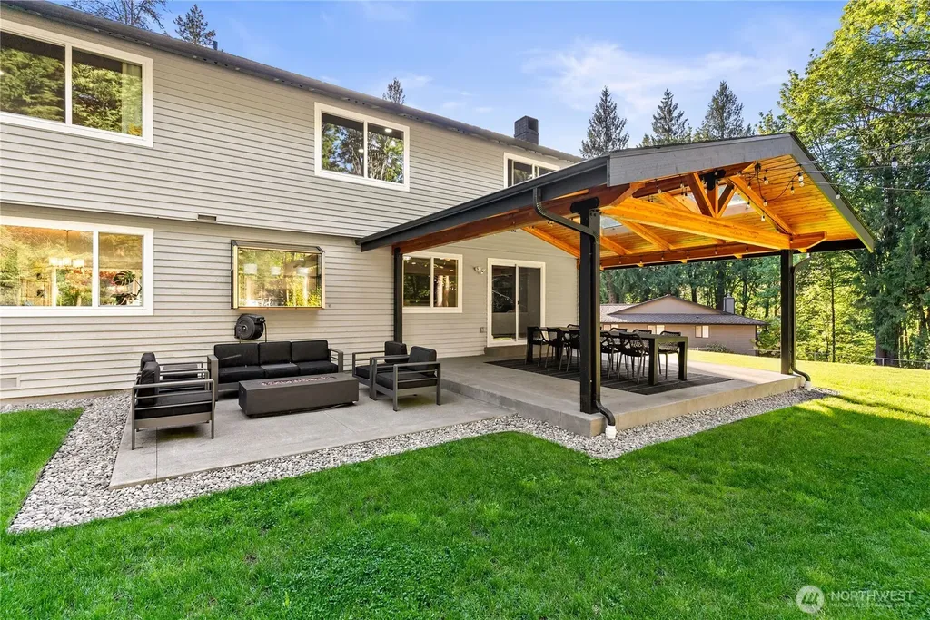 27613 188th Place SE Kent WA 98042