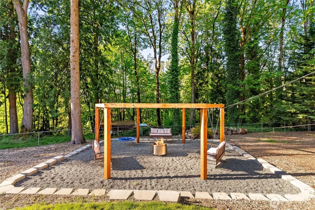 27613 188th Place SE Kent WA 98042
