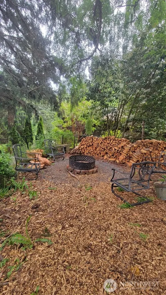 21504 Tramp Harbor Road SW Vashon WA 98070