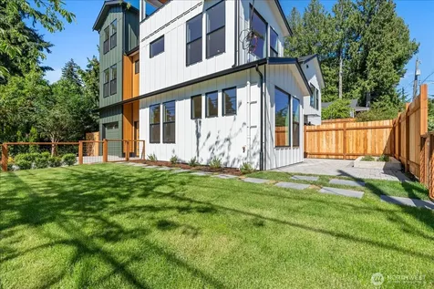13702 37th Avenue NE Seattle WA 98125