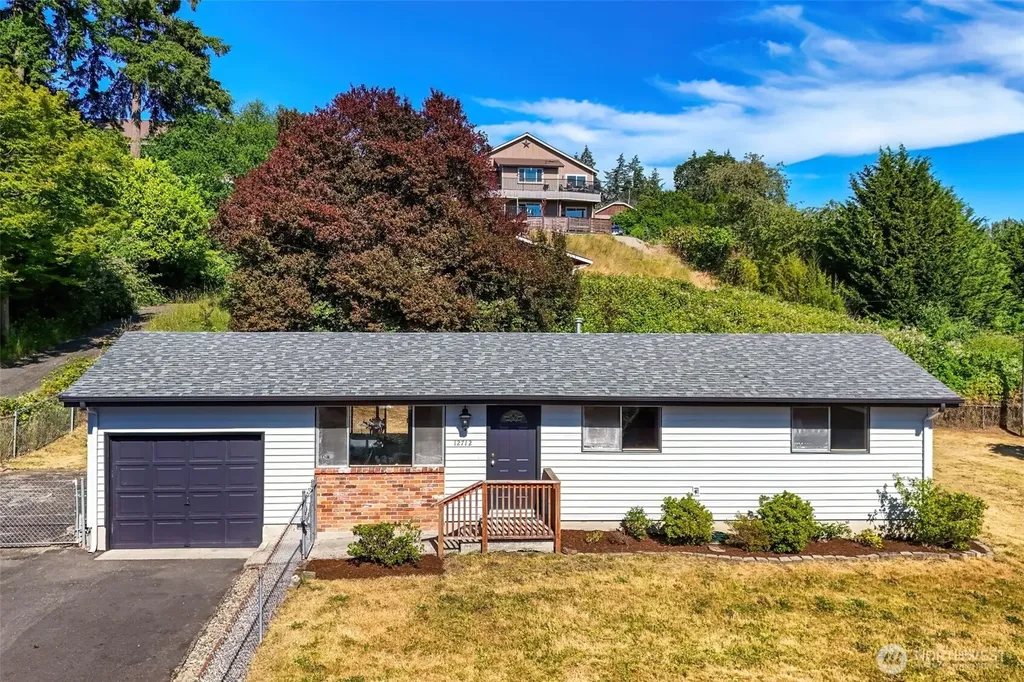 12712 1st Avenue Ct E Tacoma WA 98445
