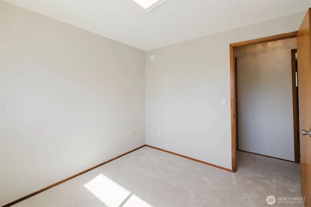 12712 1st Avenue Ct E Tacoma WA 98445