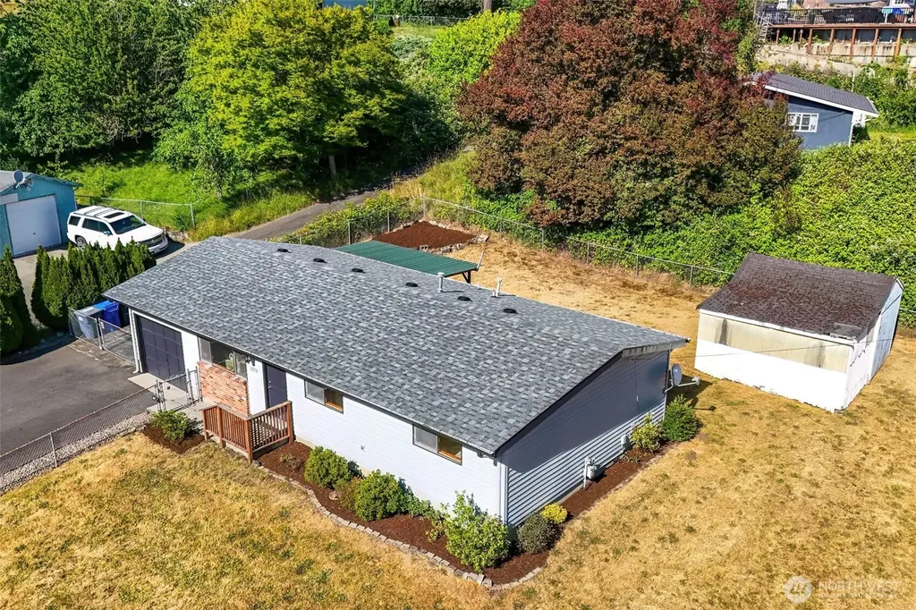 12712 1st Avenue Ct E Tacoma WA 98445