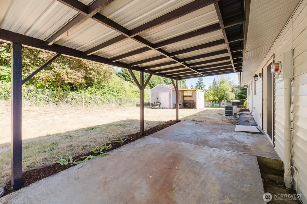 12712 1st Avenue Ct E Tacoma WA 98445