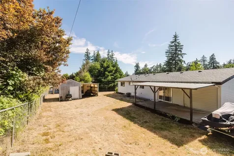 12712 1st Avenue Ct E Tacoma WA 98445