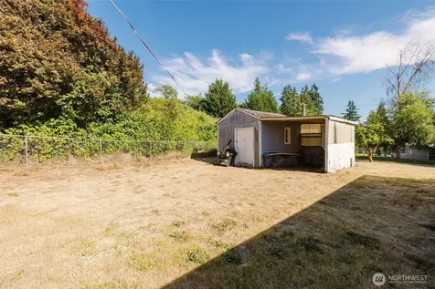 12712 1st Avenue Ct E Tacoma WA 98445