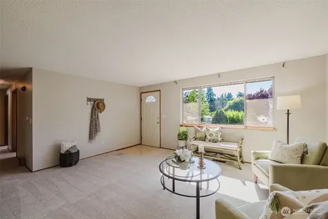 12712 1st Avenue Ct E Tacoma WA 98445