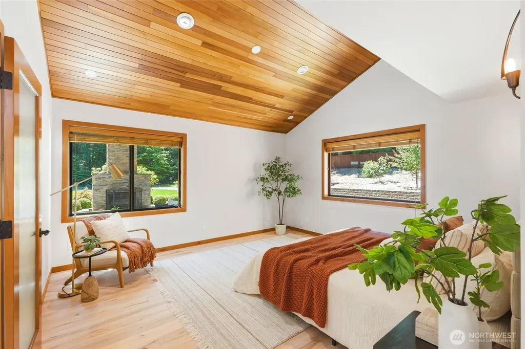 6420 282nd Avenue SE Issaquah WA 98027