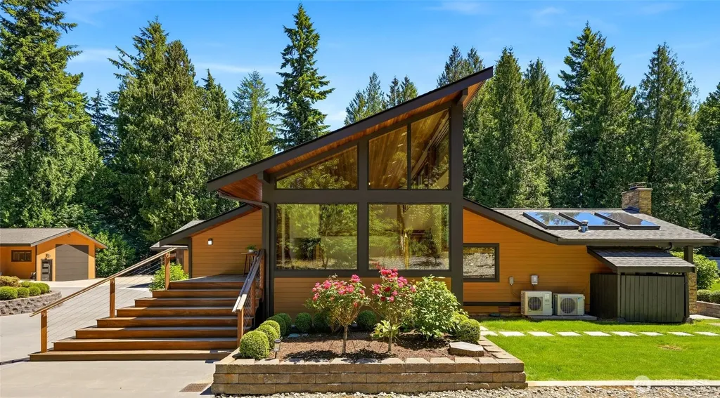 6420 282nd Avenue SE Issaquah WA 98027