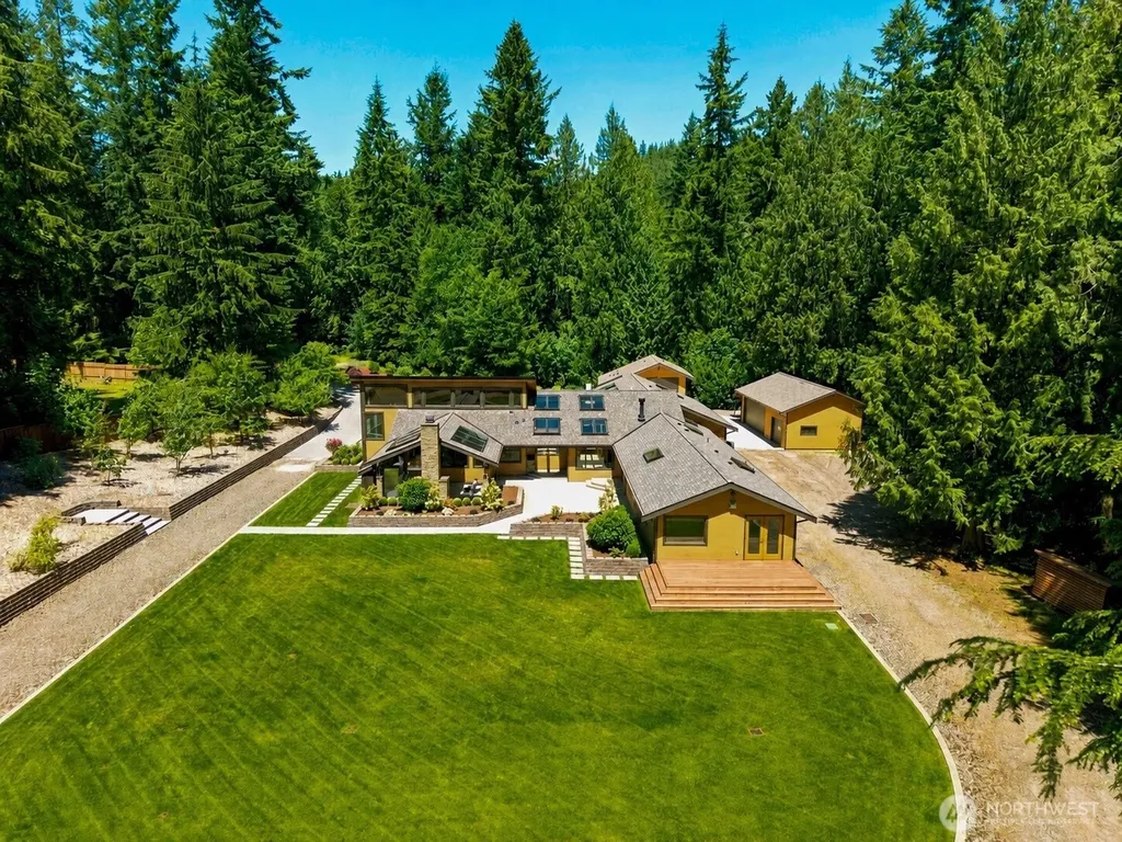 6420 282nd Avenue SE Issaquah WA 98027