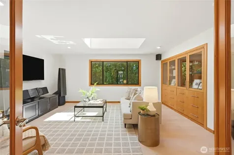 6420 282nd Avenue SE Issaquah WA 98027