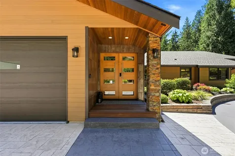 6420 282nd Avenue SE Issaquah WA 98027