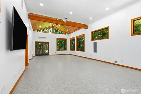6420 282nd Avenue SE Issaquah WA 98027