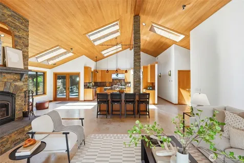 6420 282nd Avenue SE Issaquah WA 98027