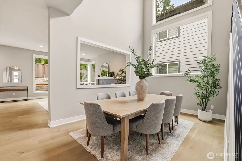 24387 NE 24th Street Sammamish WA 98074