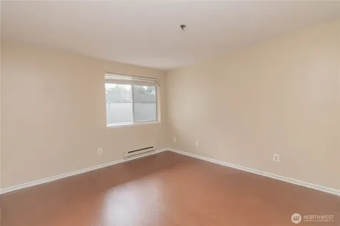 28606 16th Avenue S Federal Way WA 98003