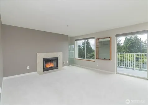 28606 16th Avenue S Federal Way WA 98003