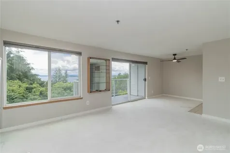 28606 16th Avenue S Federal Way WA 98003
