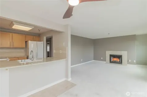 28606 16th Avenue S Federal Way WA 98003