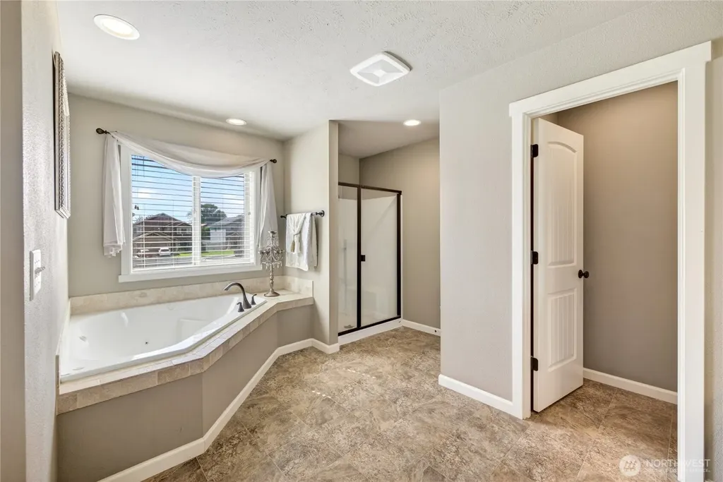 1713 Liberty Lane Sunnyside WA 98944