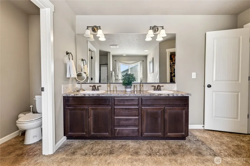 1713 Liberty Lane Sunnyside WA 98944