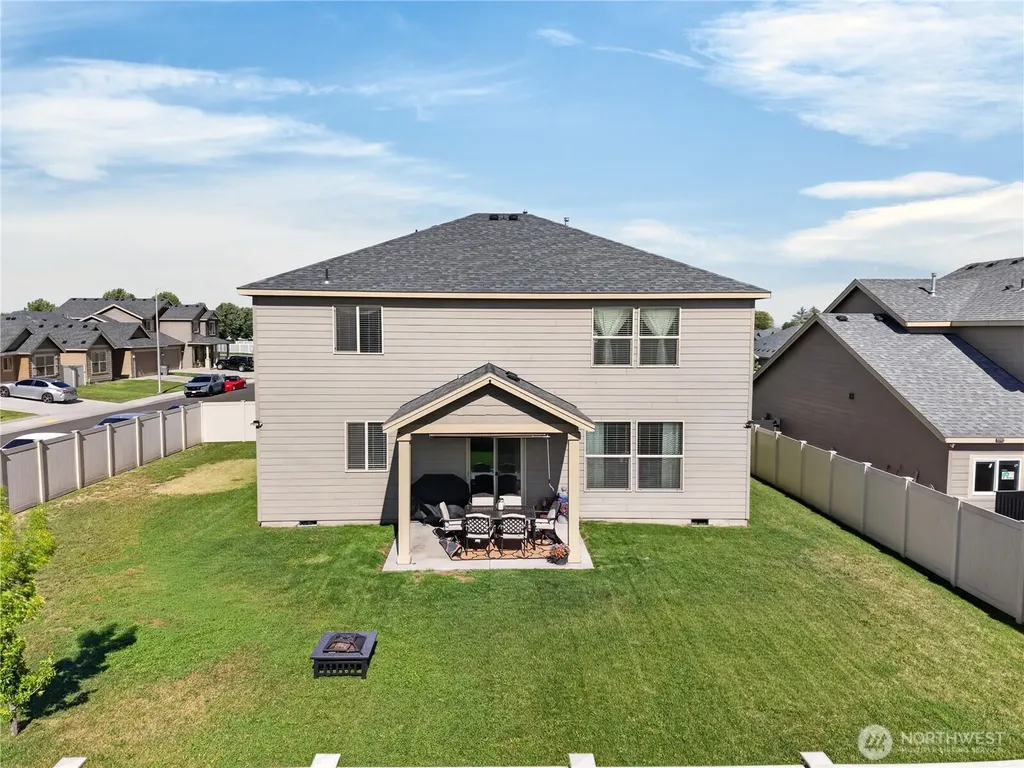 1713 Liberty Lane Sunnyside WA 98944