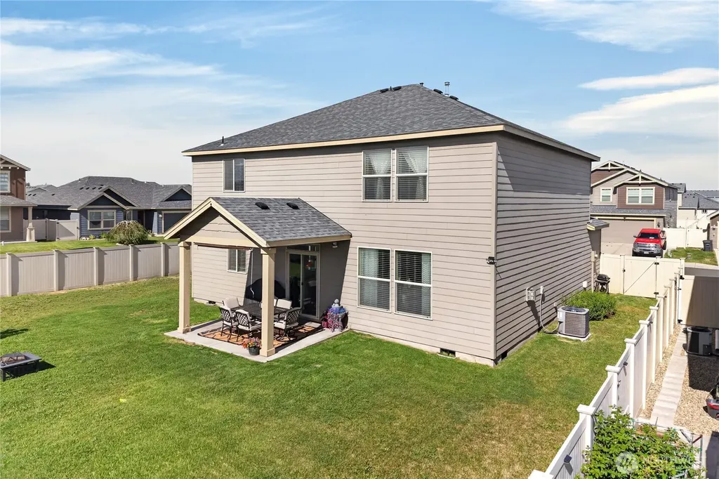 1713 Liberty Lane Sunnyside WA 98944