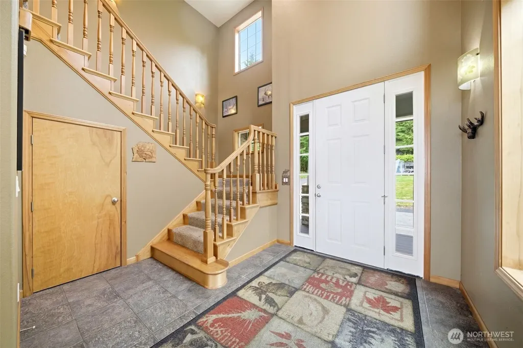 966 Lookout Road Castle Rock WA 98611