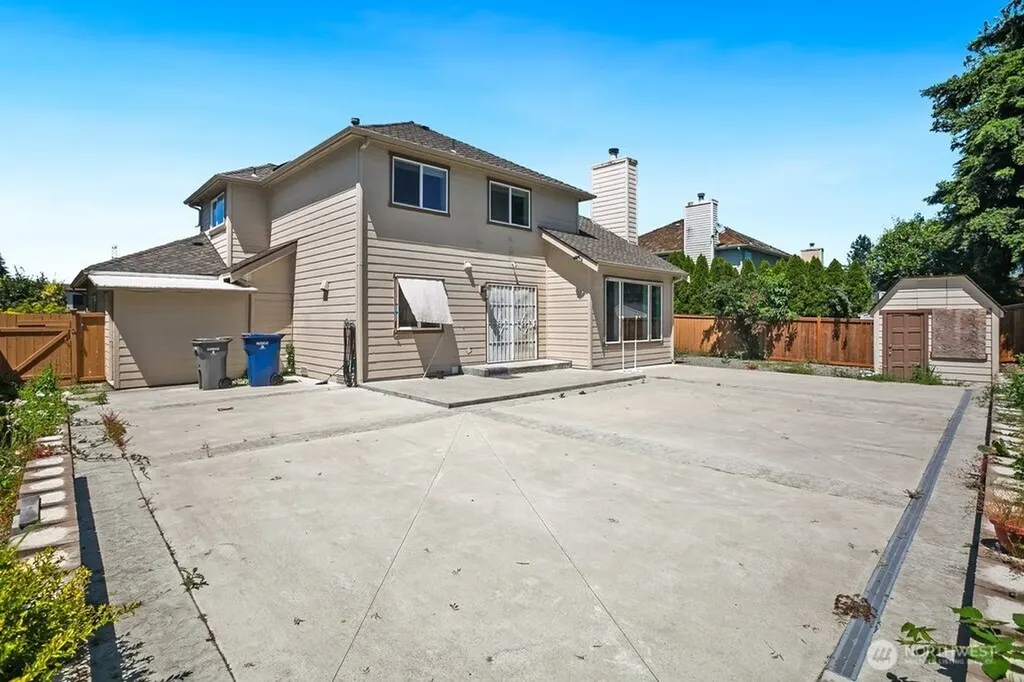 34626 10th Place SW Federal Way WA 98023