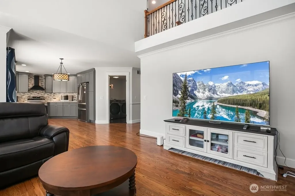 34626 10th Place SW Federal Way WA 98023