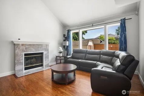 34626 10th Place SW Federal Way WA 98023