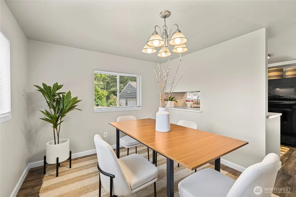 731 S 19th Street Renton WA 98055