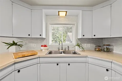 731 S 19th Street Renton WA 98055