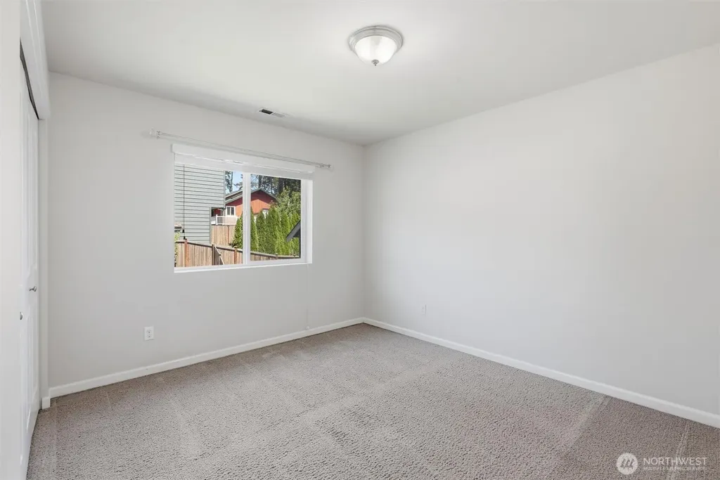 9821 15th Place SE Lake Stevens WA 98258
