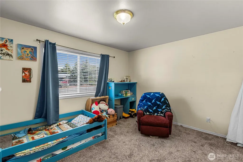 42 Hadley Street NW East Wenatchee WA 98802