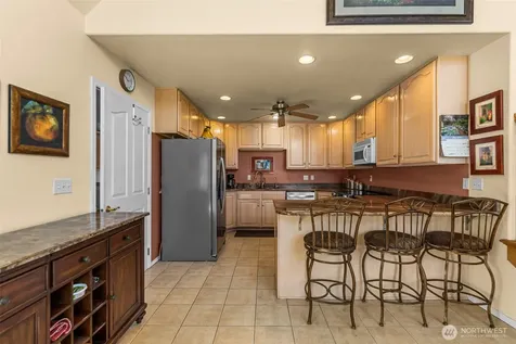 42 Hadley Street NW East Wenatchee WA 98802