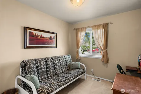 42 Hadley Street NW East Wenatchee WA 98802