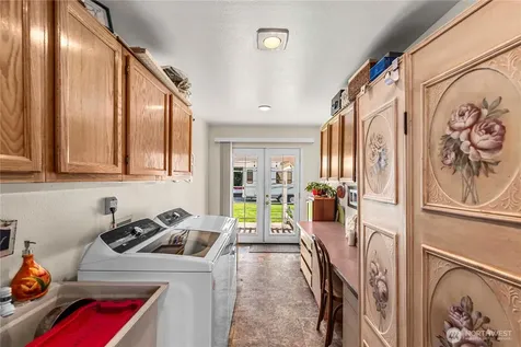 42 Hadley Street NW East Wenatchee WA 98802