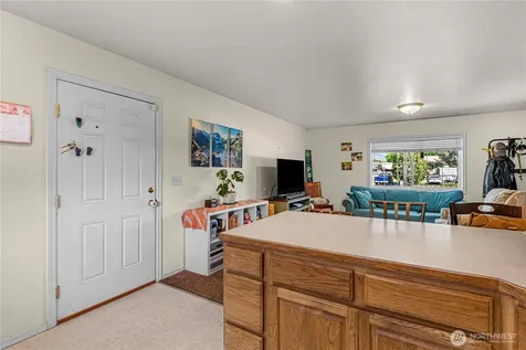 42 Hadley Street NW East Wenatchee WA 98802
