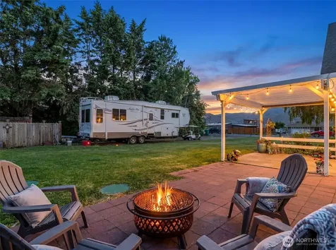 42 Hadley Street NW East Wenatchee WA 98802