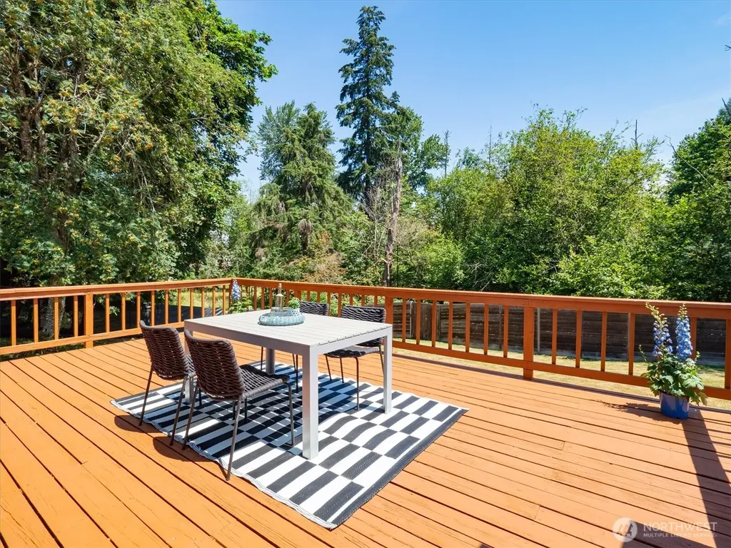 27420 141st Avenue SE Kent WA 98042