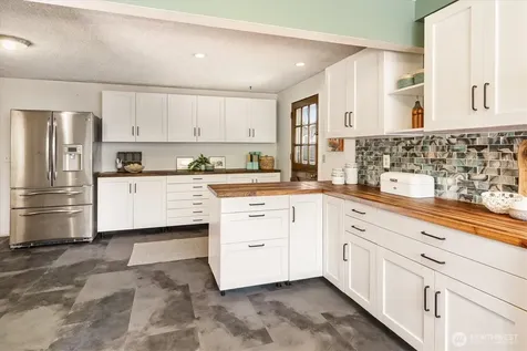 27420 141st Avenue SE Kent WA 98042