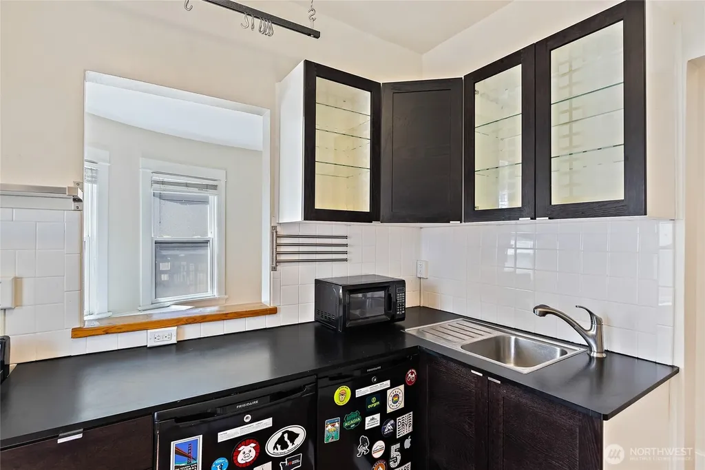 115 Bellevue Avenue E Seattle WA 98102