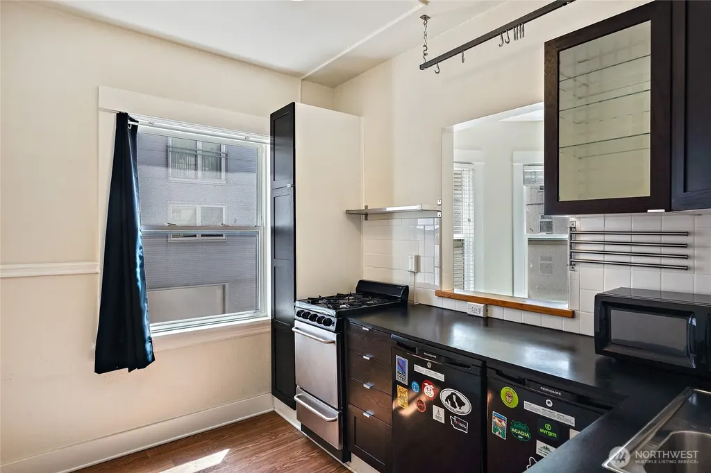 115 Bellevue Avenue E Seattle WA 98102