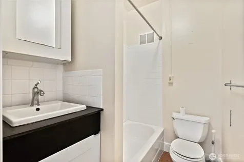 115 Bellevue Avenue E Seattle WA 98102