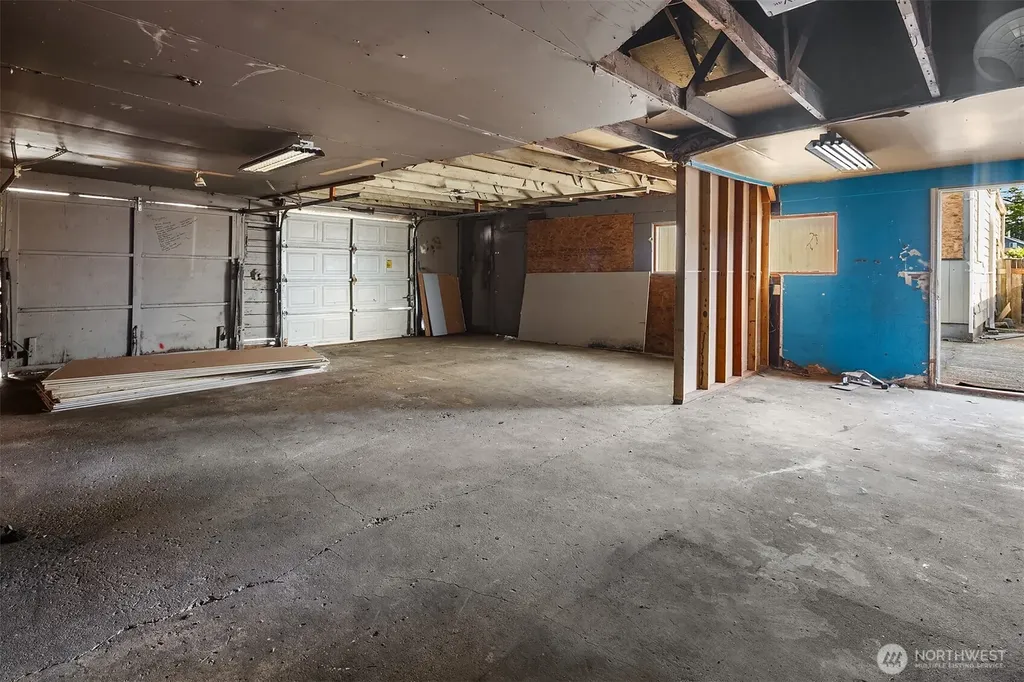 1215 Madison Street Everett WA 98203