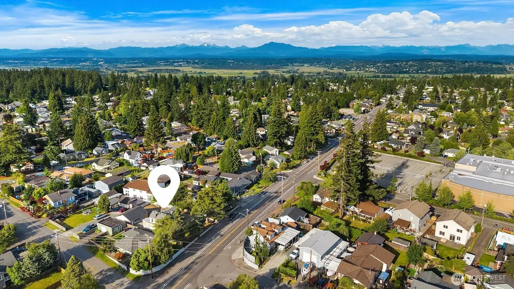 1215 Madison Street Everett WA 98203