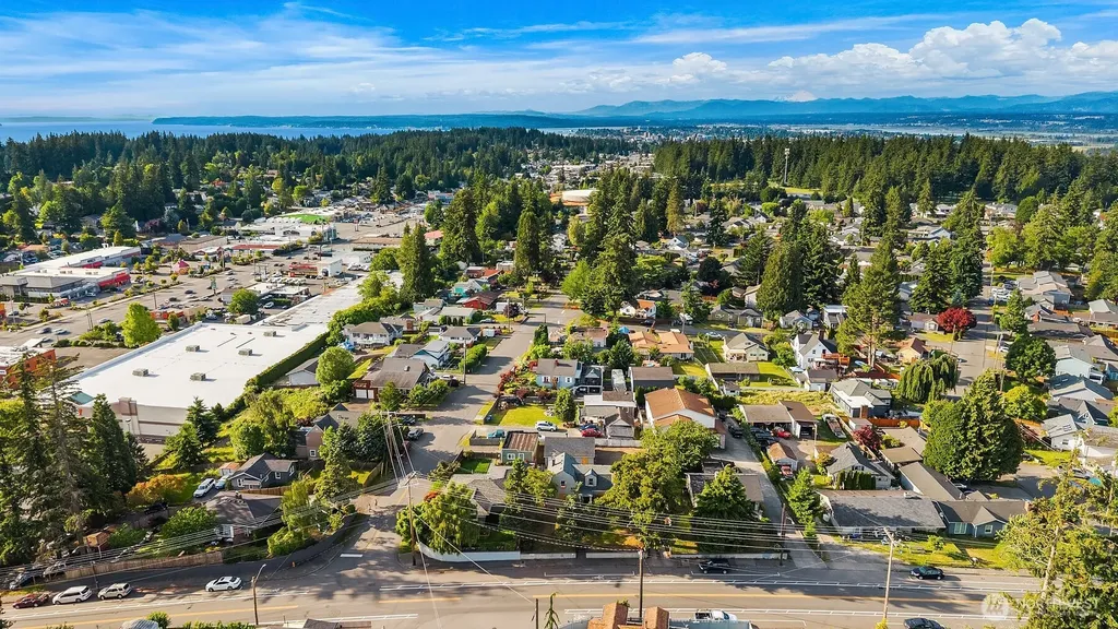 1215 Madison Street Everett WA 98203