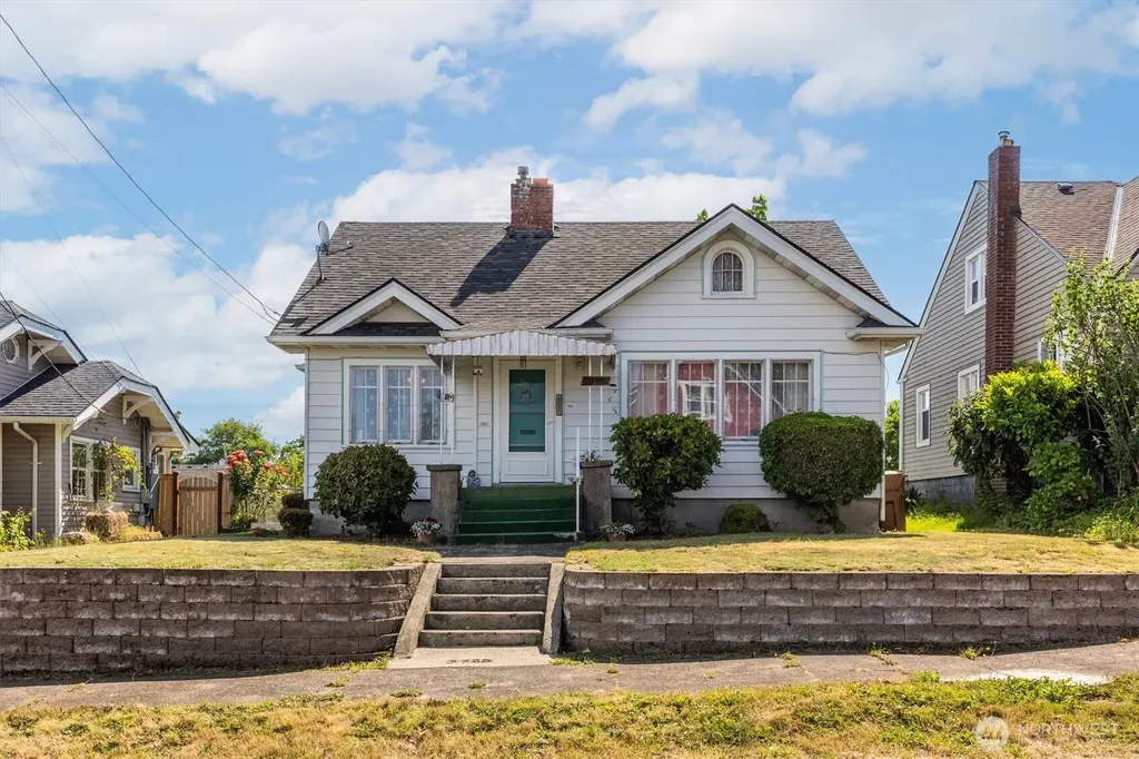 5625 S Sheridan Avenue Tacoma WA 98408