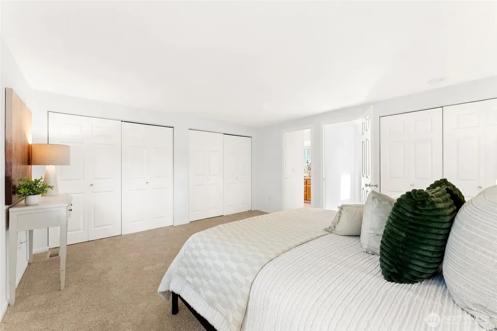 16461 Marine View Drive SW Burien WA 98166